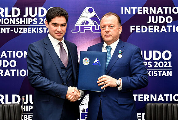 20200115_worlds_2021_tashkent_signing
